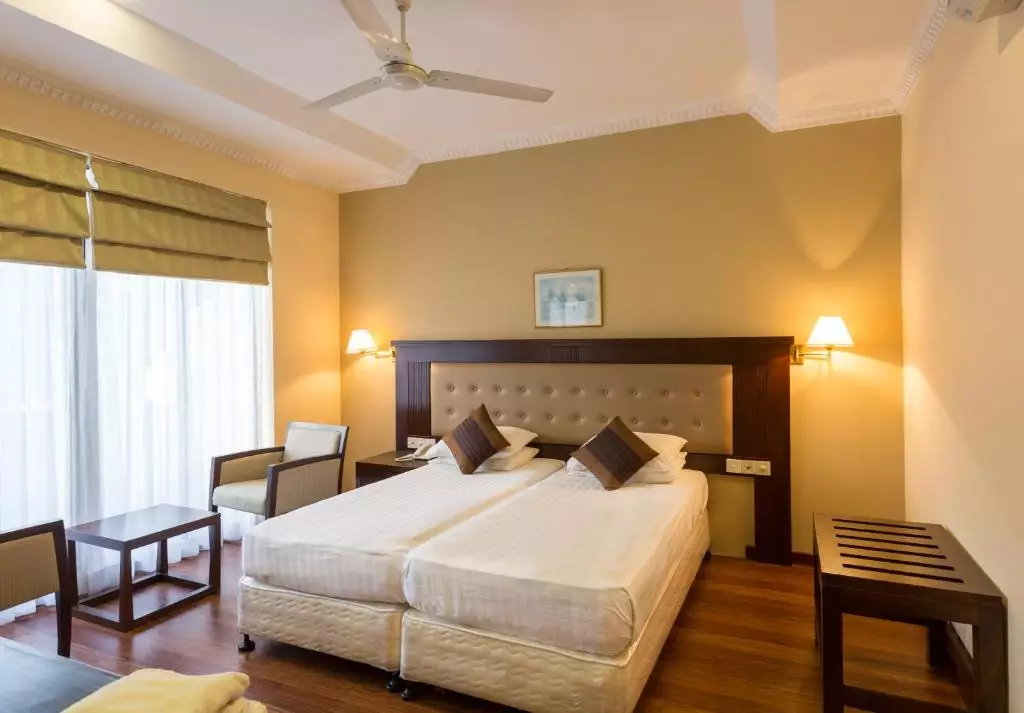 Devon Hotel